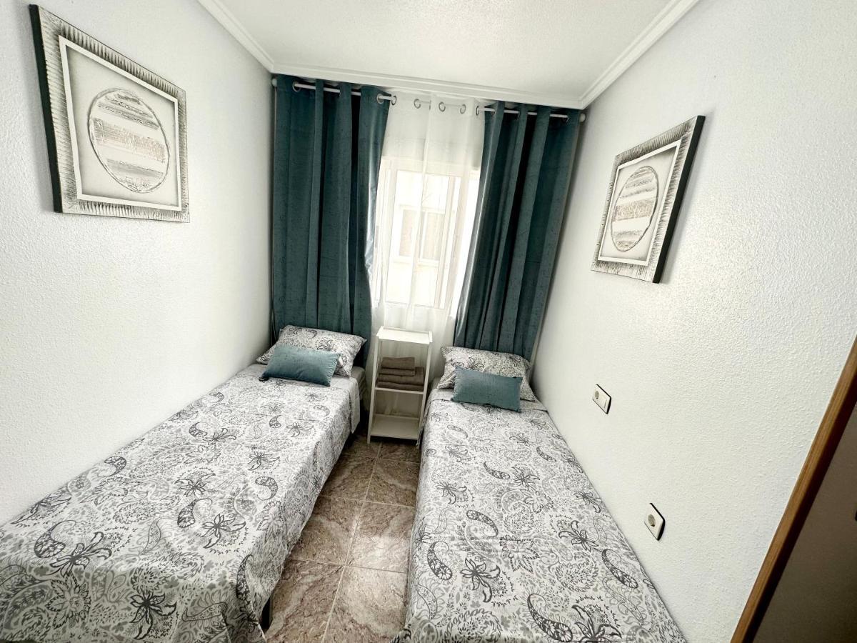 Appartement Rafal à Torrevieja Extérieur photo